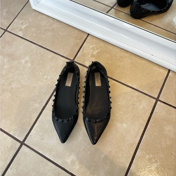 VALENTINO Authentic Rockstud Flats